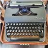 Image 2 : Olympic Typewriter B