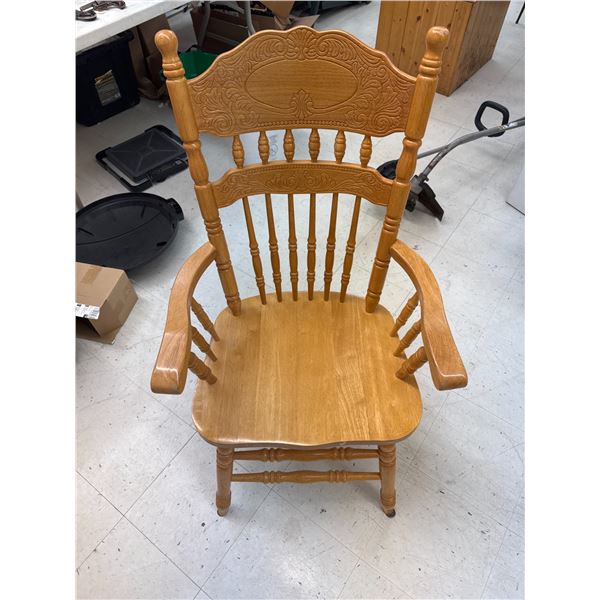 Press back captain's chair light oak