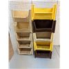 Image 1 : 9 organizing bins