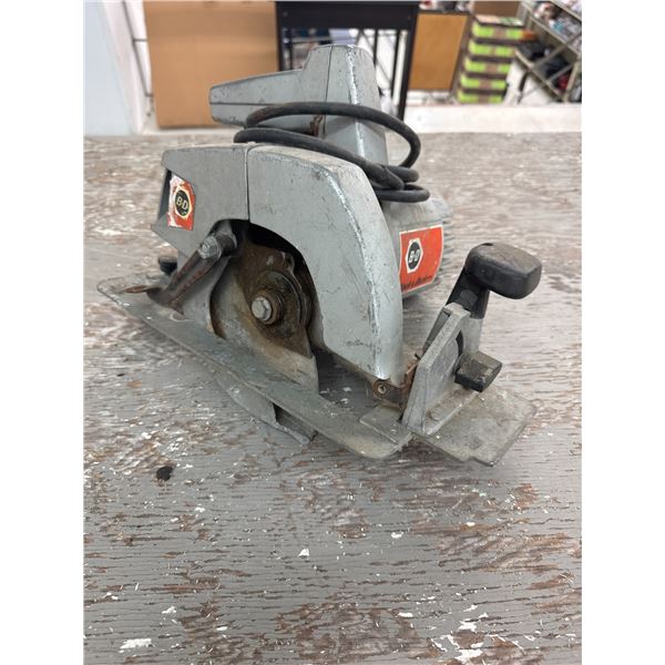 Black and decker circular saw