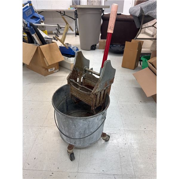 Steel mop bucket