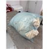 Image 1 : Feather comforter queen size