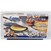 Image 1 : NEW EASY-FLIP PANCAKE KITCHEN GADGET