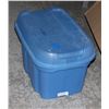 Image 1 : 70L TOTE WITH LID