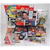 Image 1 : LARGE LOT OF HOCKEY COLLECTIBLES