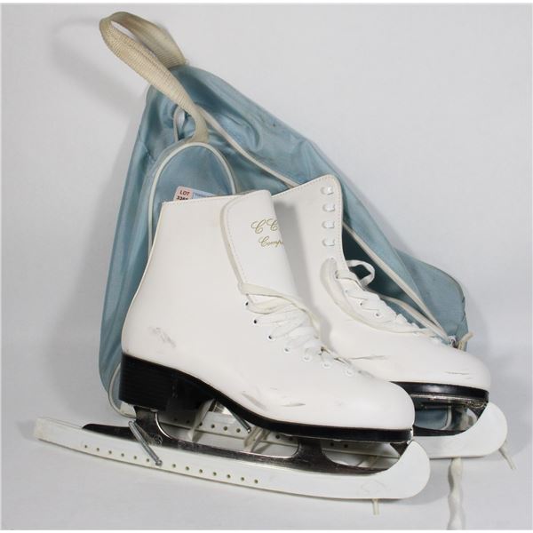 C.C.M. COMPETITOR SKATES SIZE 9