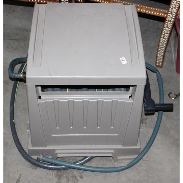 SUNCAST GARDEN HOSE REEL WITH HOSE