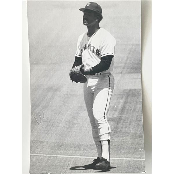 Willie Montanez signed photo