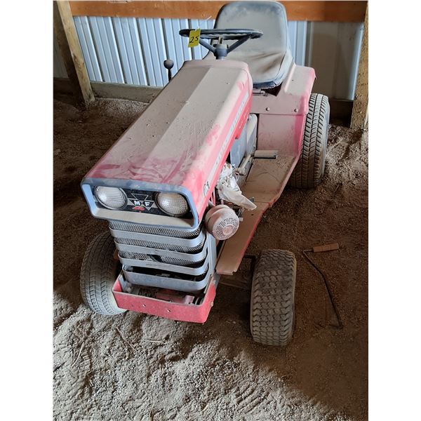Massey-Ferguson MF 16 Riding Tractor