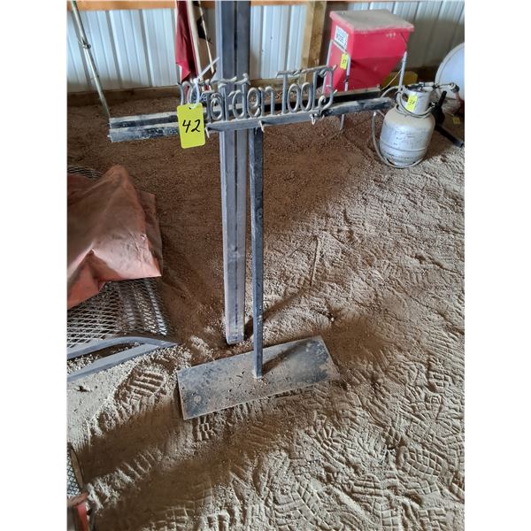 Garden Tools Metal Hanger