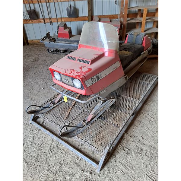 Massey-Ferguson Ski Whiz
