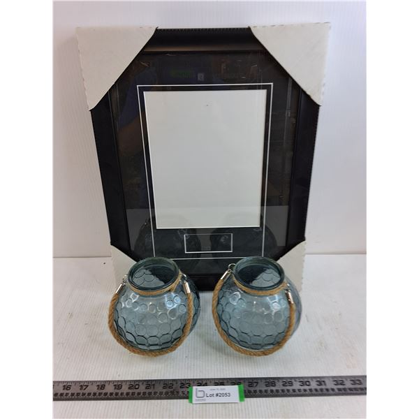 Photo Frame 18.5" x 14" - Unused, Pair of Hanging Glass Pots - PICK UP