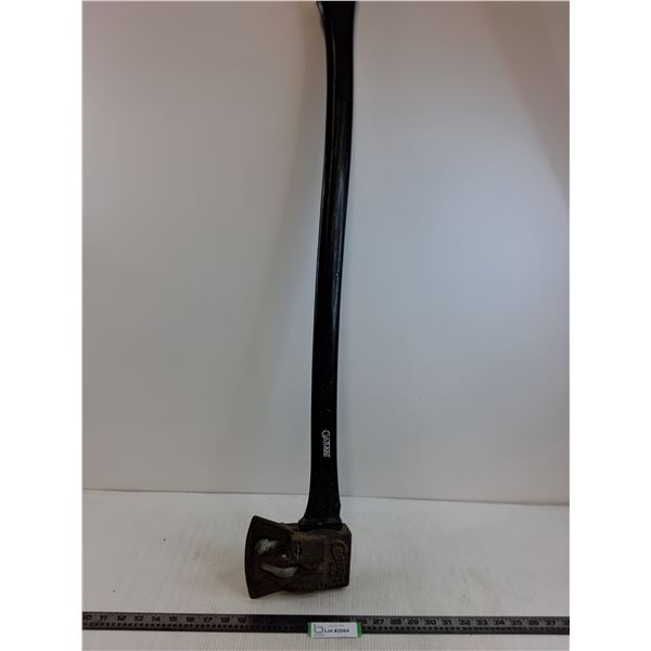 Vintage Chopper Splitting Axe Head with 32" Garant Handle