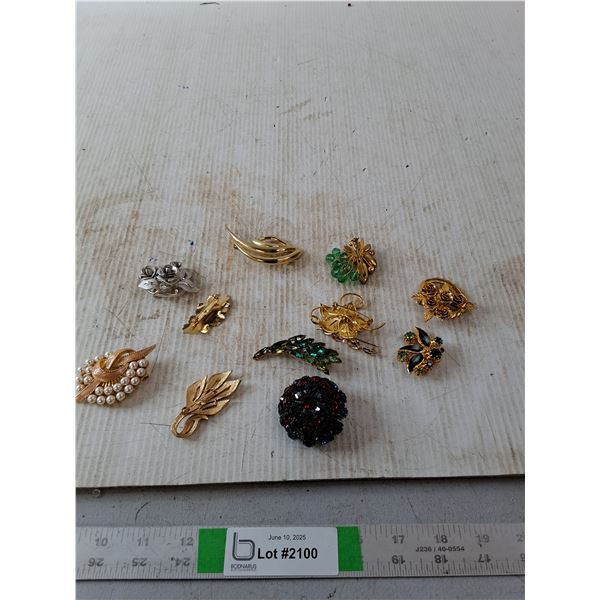 Decorative Lapel Pins