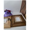 Image 2 : 3 Picture Frames (8×10") Party Hats