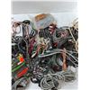 Image 3 : Assorted Cords And Plugs