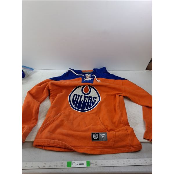 * NHL Oiler Sweat Shirt (Size small)