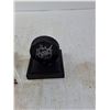 Image 2 : Cam Ward NHL Hockey Puck in Case