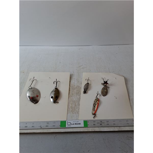 (5) Spoon Fishing Lures
