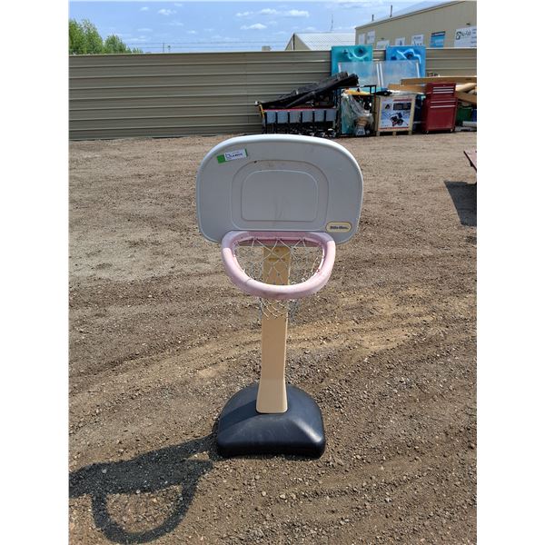 **Outdoor Basketball Net 24 x 24 x 52 - Cannot Ship