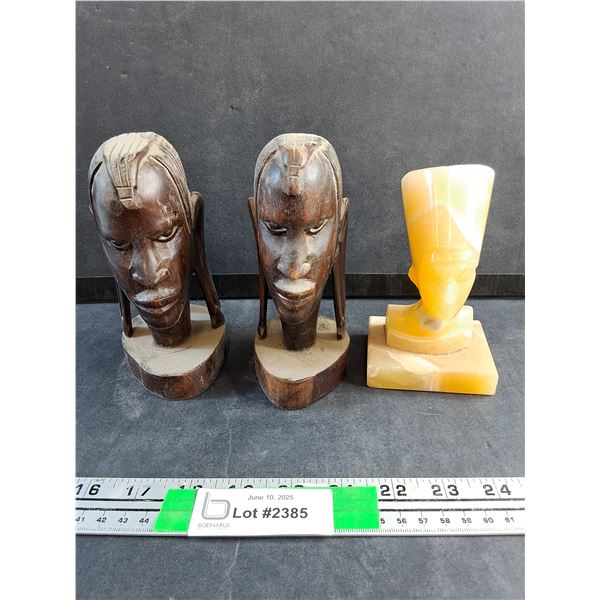 Onyx and Wooden Decorations