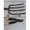 Image 2 : Vintage Pitchfork, Pool Grain Sampler, Pruning Shears - Cannot Ship