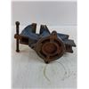 Image 3 : Vintage Bench Vise - Pickup Only