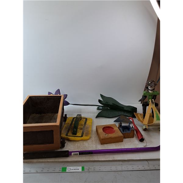 Wooden Lawn Art Gardening Tools