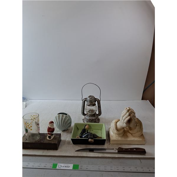 Lantern And Misc House  Items