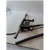 Image 3 : Black& Decker 1/4 Drillstand, Pipe Clamp