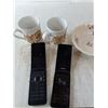 Image 3 : (2) Samsung Flip Phones (as is), (2) Mugs, Bowl