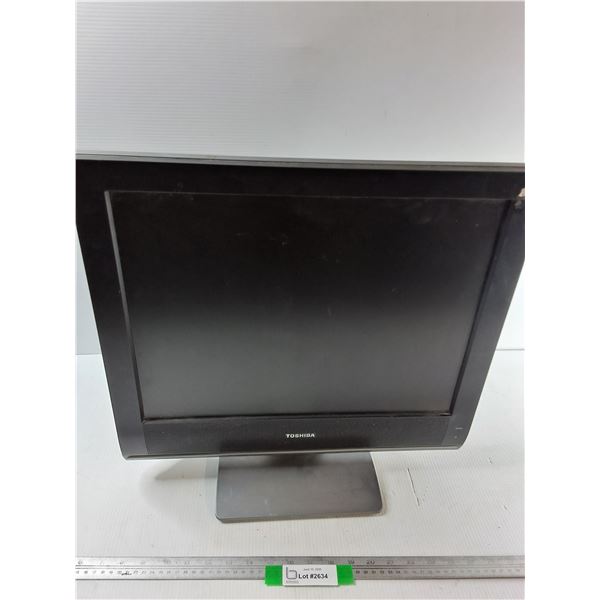 Toshiba TV - 19'' x 8'' x 18.5'' As Is