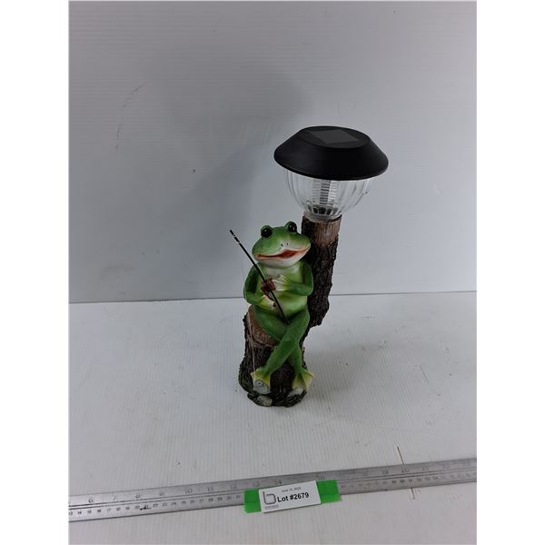 Solar Paneled Frog Light - As Is