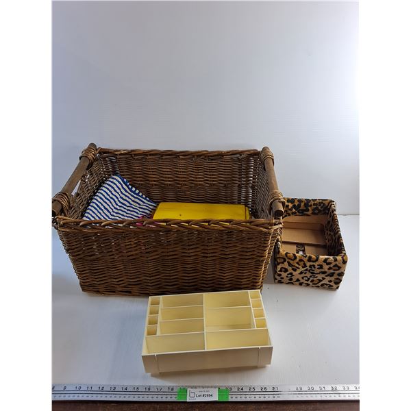 Wicker Basket, Wall Hanging Organizer, Bags and Misc