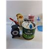 Image 2 : Kitchen Rack, Pasta Ladle, Ice Cream Mold, Kitchen Scale, Plastic Cutleries, Cups and Misc