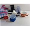 Image 5 : Magic Bullet Blender, Strainer Spoon, Mug, Funnels, Rubbermaid Container and Mat