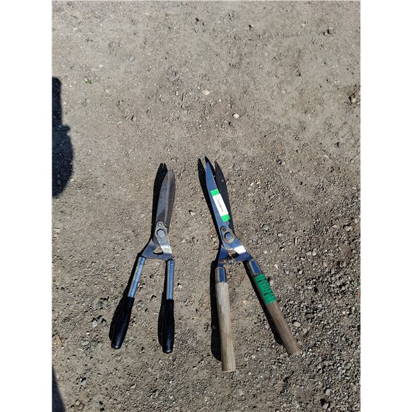 **(2) Hedge Trimmers