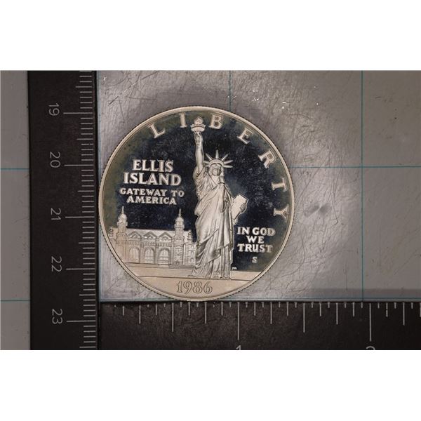 1986-S US PF SILVER DOLLAR LIBERTY IN HARD PLASTIC