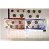 Image 2 : 2001 US MINT SET (UNC) P/D (WITH ENVELOPES)