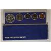 Image 2 : 1966 US SPECIAL MINT SET WITH BOX