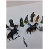 Image 4 : (12+) Vintage Lead Toy Soliders Toys - As Is