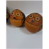 Image 3 : (4) Owl Decor Art on Gourds & Glass Orb - 5.5"