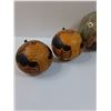 Image 5 : (4) Owl Decor Art on Gourds & Glass Orb - 5.5"