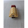 Image 3 : Gilmore Oil International Antique 1:24 Model Truck Coinbank