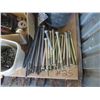 Image 2 : Pallet Lot: Bolts, Nuts & Washers