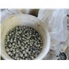 Image 8 : Pallet Lot : Siding Screws 