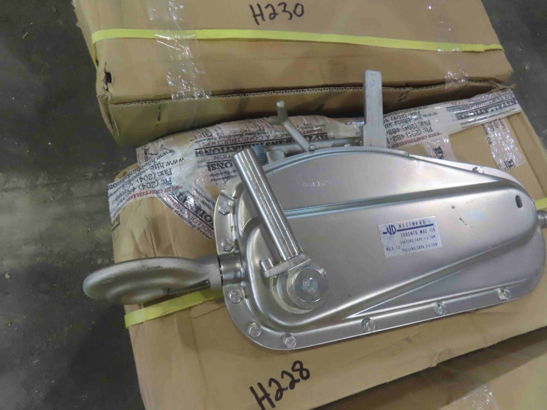 Turfer Box New Westward Cable Turfer 1 1/2 Ton Lifting Capacity , 2