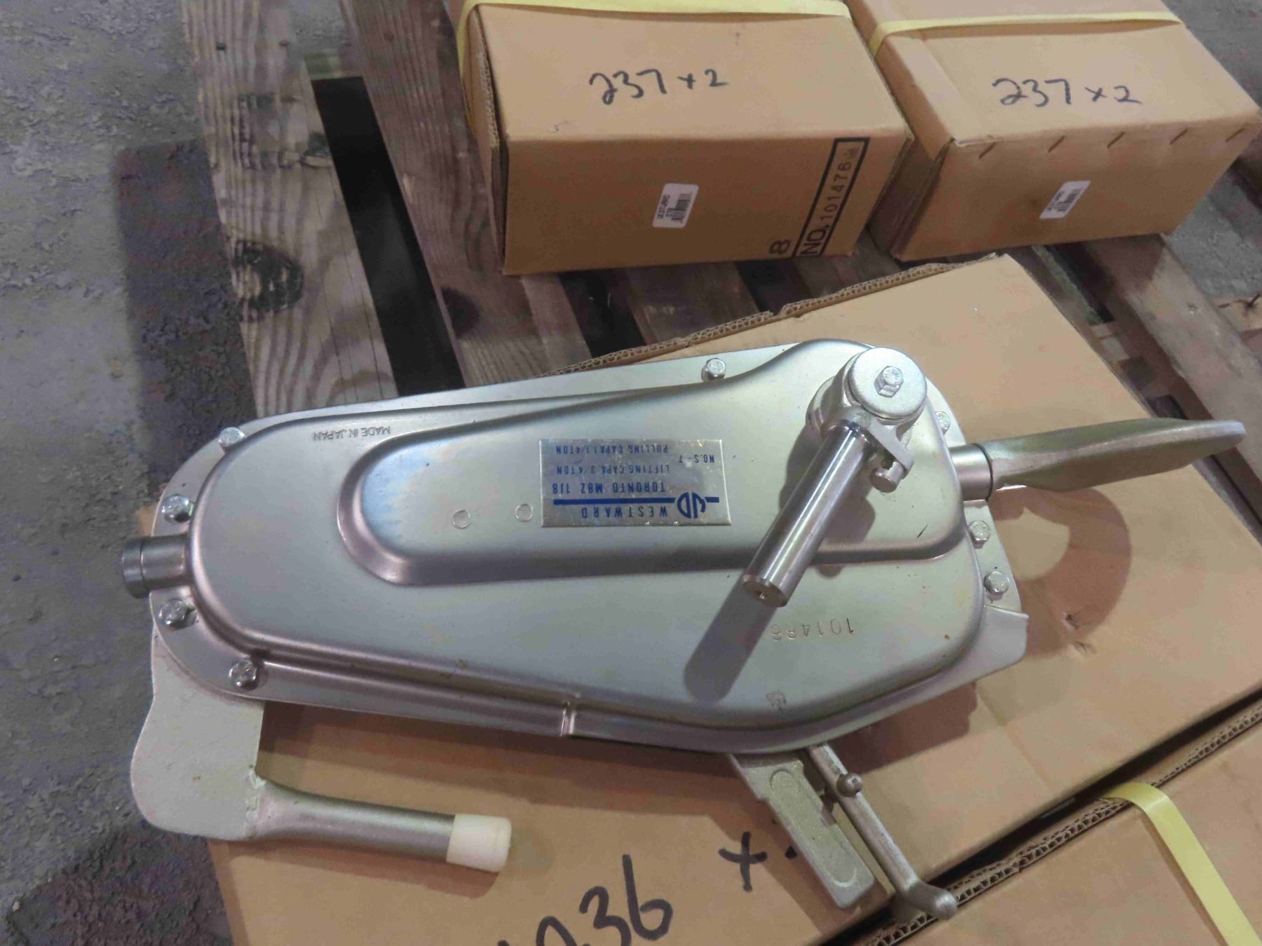 Turfer Box New 2 Westward Cable Turfer 3/4 Ton Lifting Capacity
