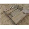 Image 2 : 3 Concrete Splash Pads & More 