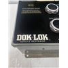 Image 2 : DOK-LOK Vehicle Restraint Panel